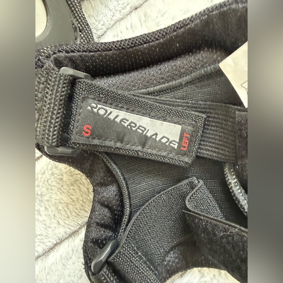 Rollerblade Knee Guards/Adult Size Small - Picture 2 of 2